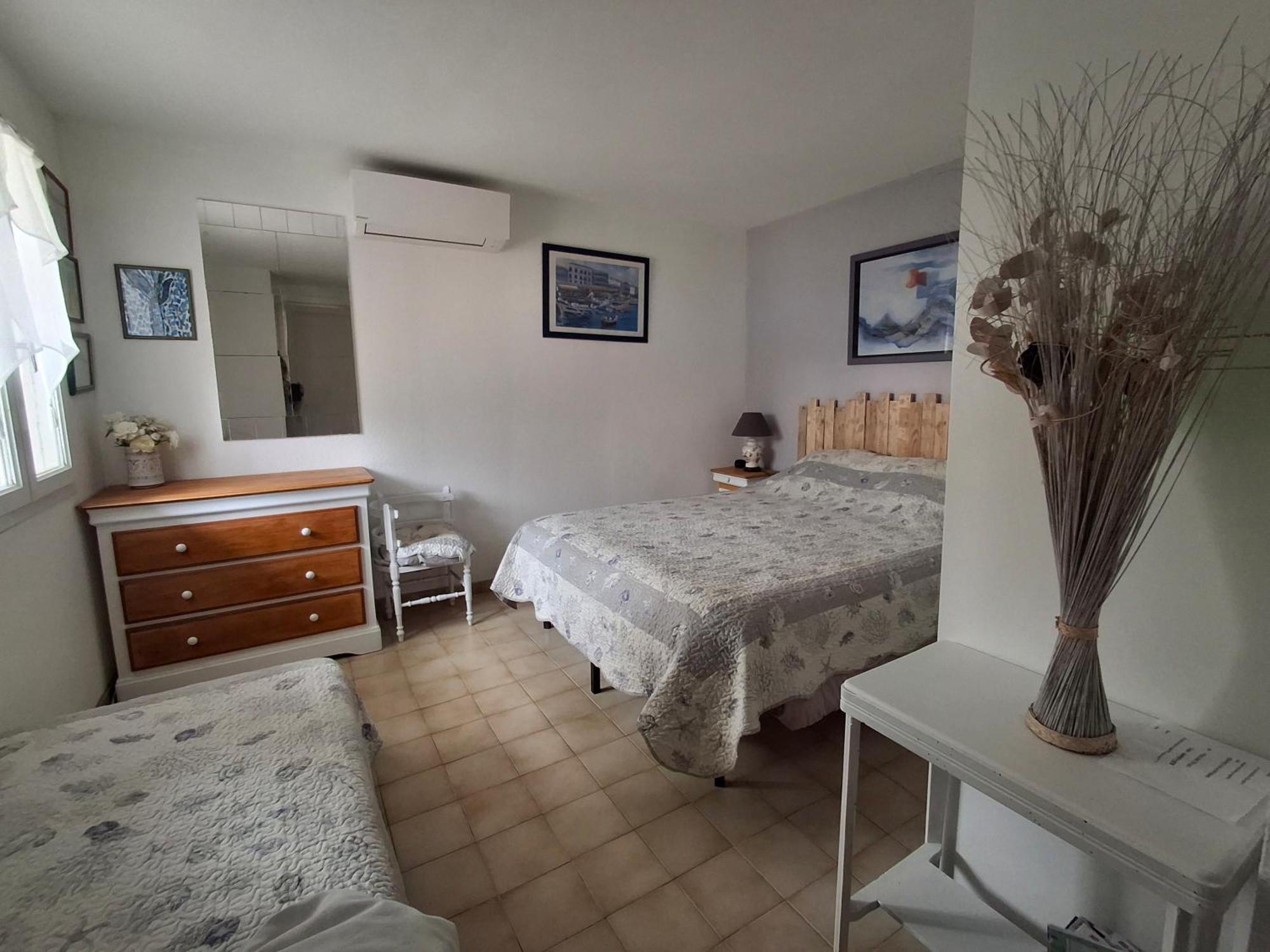 Chambre Privee Independante, Piscine Agde Zewnętrze zdjęcie
